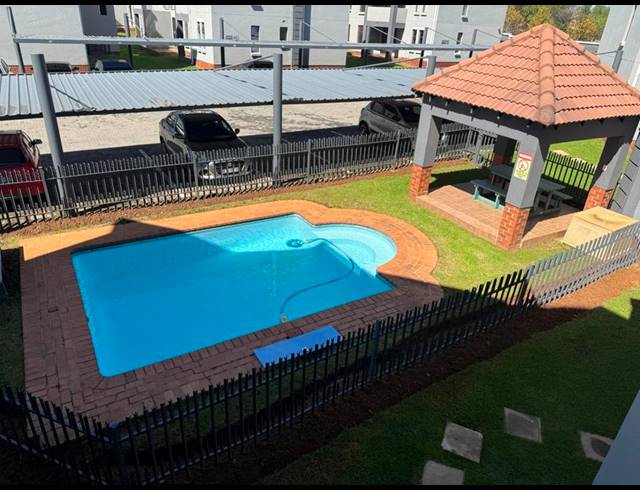 1 BEDROOM APARTMENT FOR SALE IN SUMMERFIELDS ESTATE